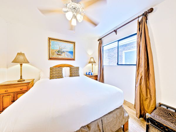 Newport Beach Home 1027576