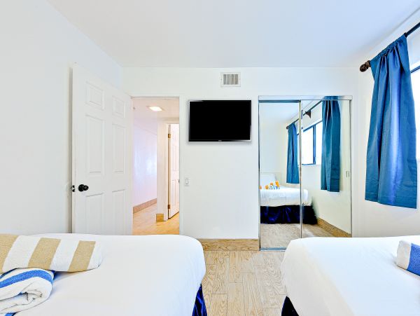 Newport Beach Home 1027576