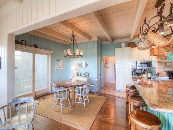 Newport Beach Home 1027577