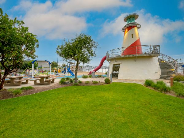 Newport Beach Home 1027578