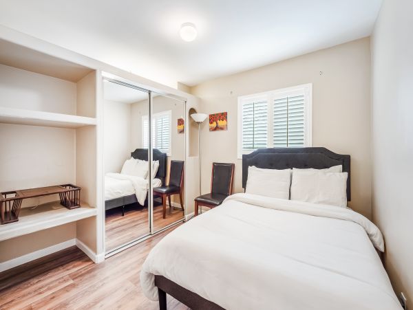 Newport Beach Home 1027580