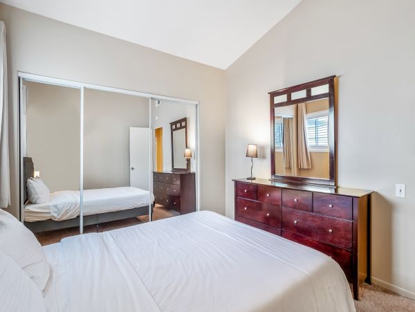Newport Beach Home 1027580