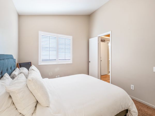 Newport Beach Home 1027580