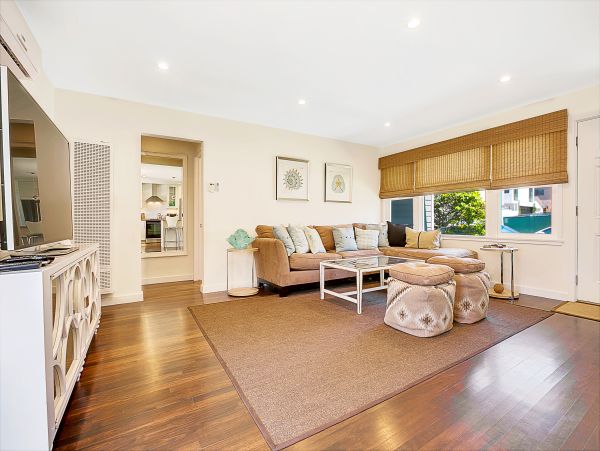Newport Beach Home 1027581