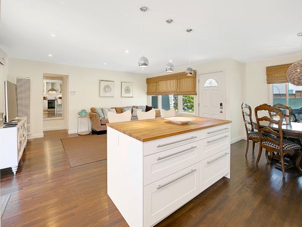 Newport Beach Home 1027581