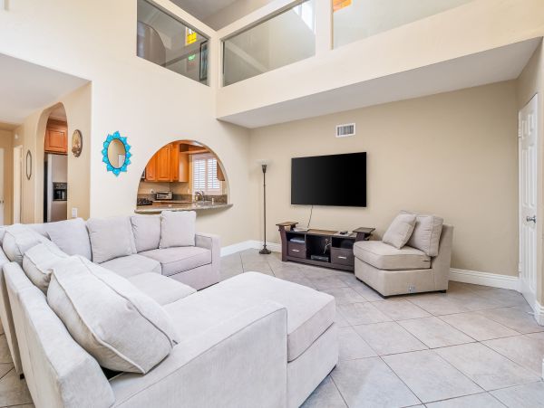 Newport Beach Home 1027584