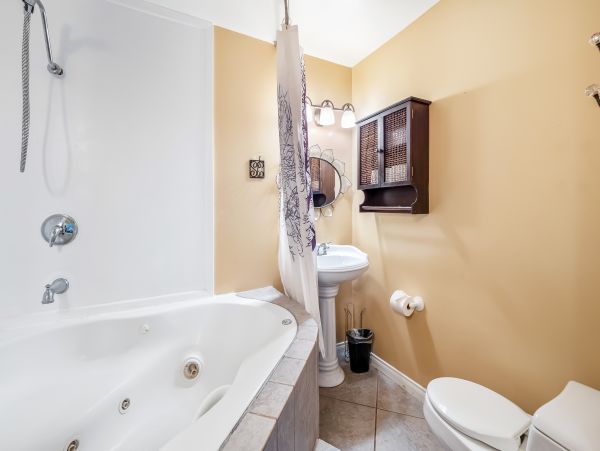 Newport Beach Home 1027584