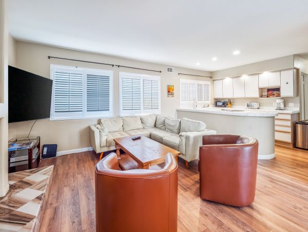 Newport Beach Home 1027584