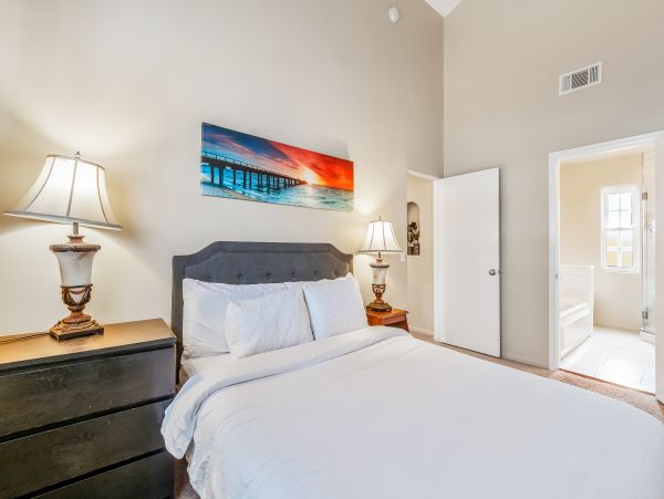 Newport Beach Home 1027584