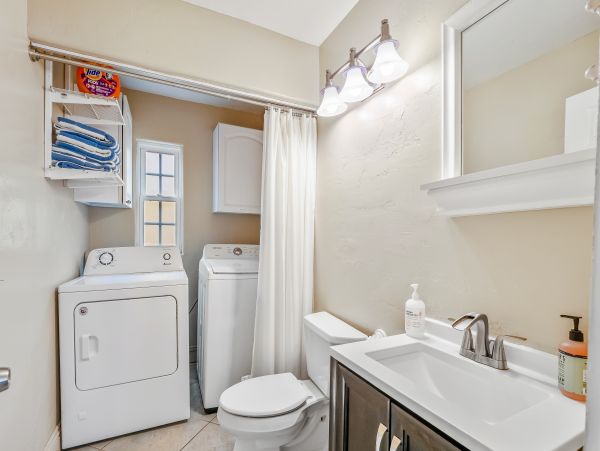 Newport Beach Home 1027585