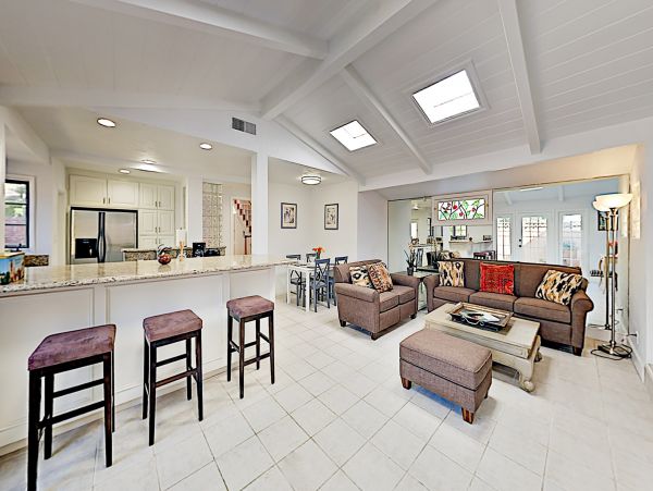 Newport Beach Home 1027586