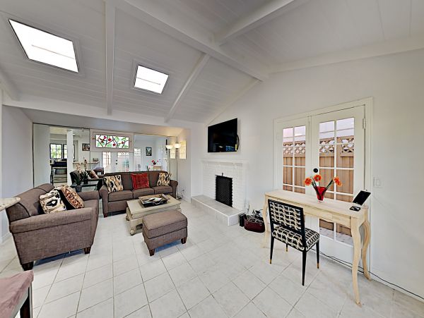 Newport Beach Home 1027586