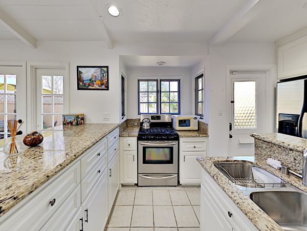 Newport Beach Home 1027586