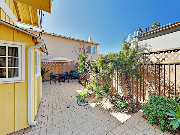 Newport Beach Home 1027586