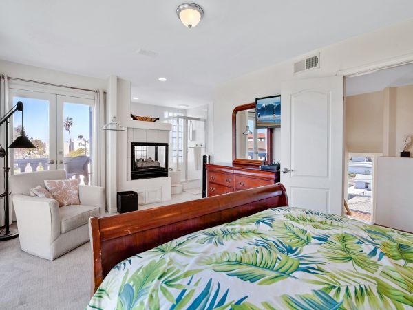 Newport Beach Home 1027589