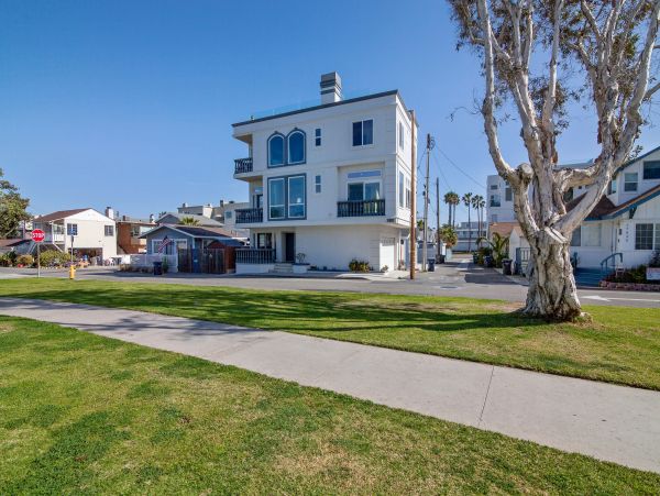 Newport Beach Home 1027589