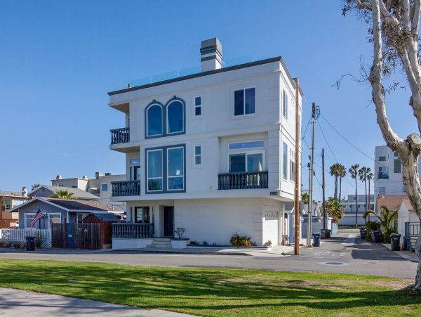 Newport Beach Home 1027589