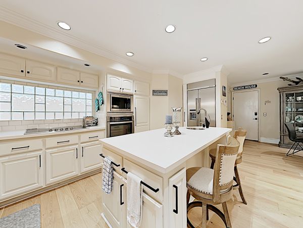 Newport Beach Home 1027590