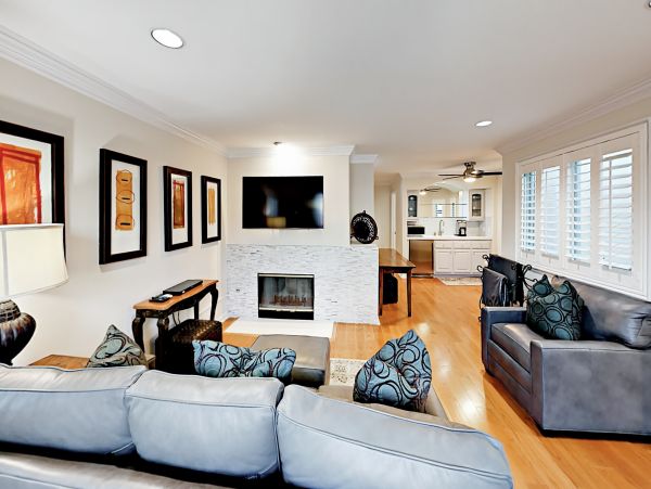 Newport Beach Home 1027590