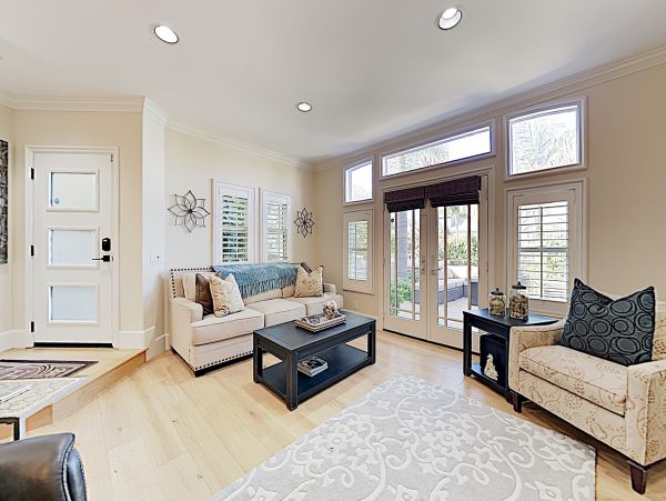 Newport Beach Home 1027590