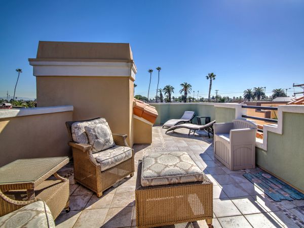 Newport Beach Home 1027590