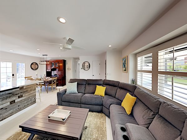 Newport Beach Home 1027591