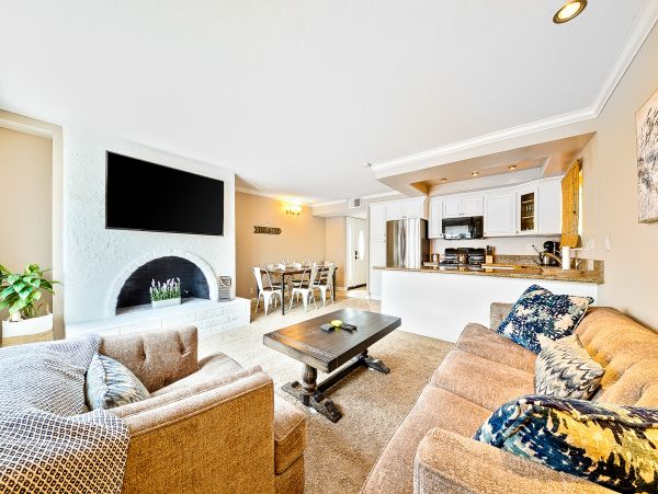 Newport Beach Home 1027592