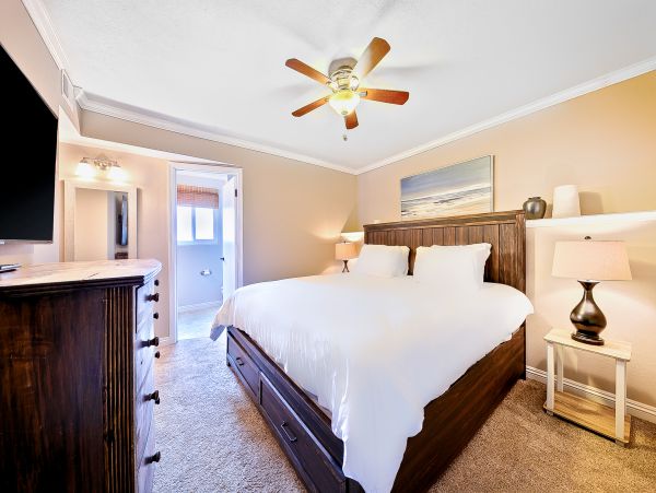 Newport Beach Home 1027592