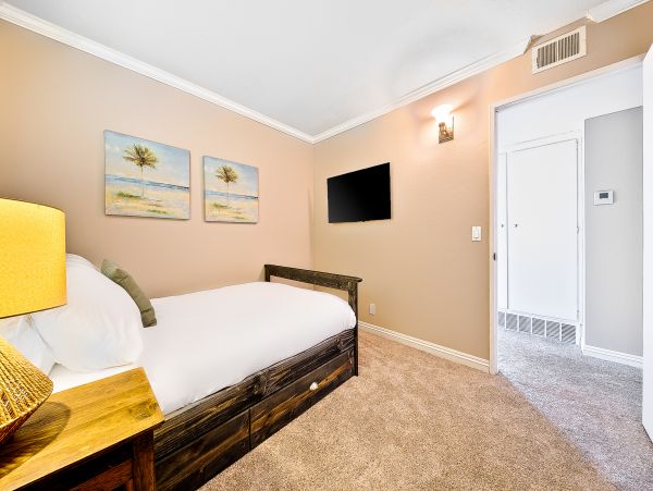 Newport Beach Home 1027592