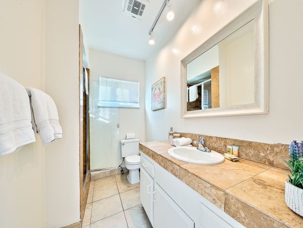 Newport Beach Home 1027594