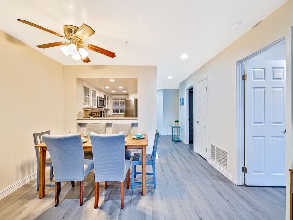 Newport Beach Home 1027595