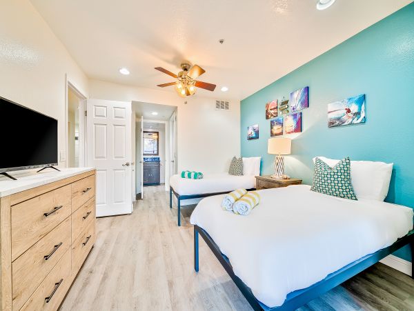 Newport Beach Home 1027595