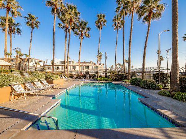 Newport Beach Home 1027595