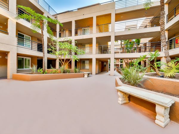 Newport Beach Home 1027595