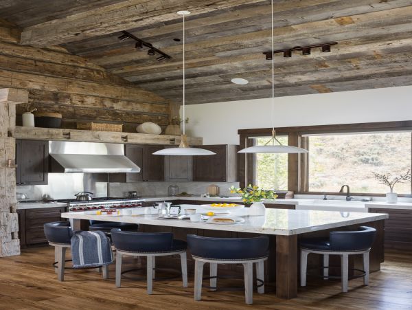 Contemporary Mountain Escape Luxury Vacation Residence
