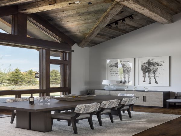 Contemporary Mountain Escape Luxury Vacation Residence
