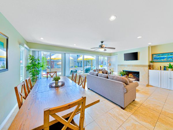 Newport Beach Home 1027597
