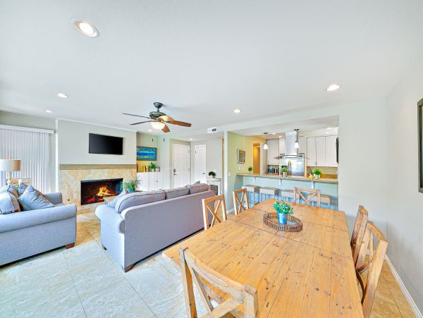 Newport Beach Home 1027597