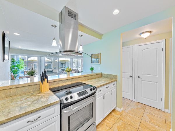 Newport Beach Home 1027597