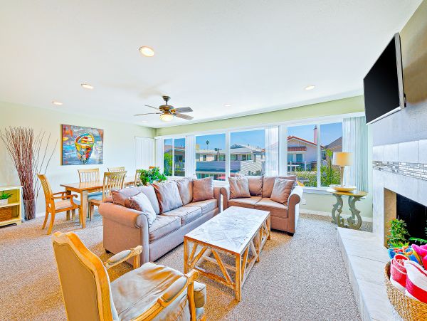 Newport Beach Home 1027599