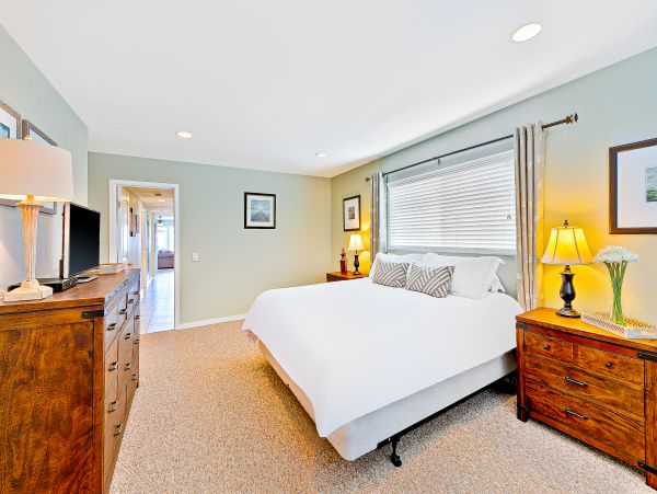 Newport Beach Home 1027599