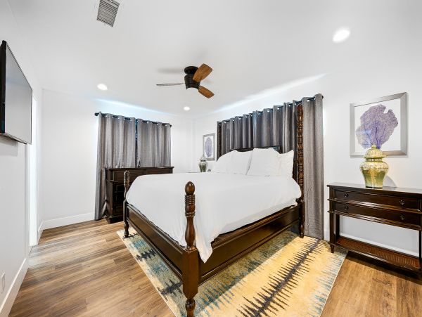 Newport Beach Home 1027600