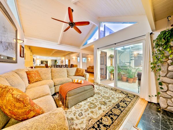 Newport Beach Home 1027601