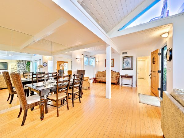 Newport Beach Home 1027601