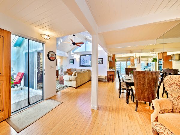 Newport Beach Home 1027601