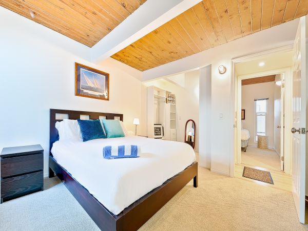 Newport Beach Home 1027601