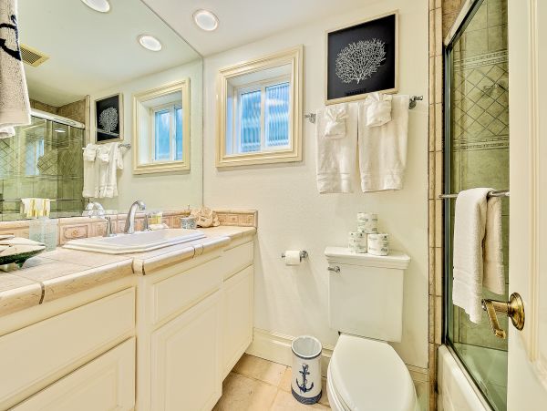 Newport Beach Home 1027603