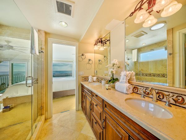 Newport Beach Home 1027603