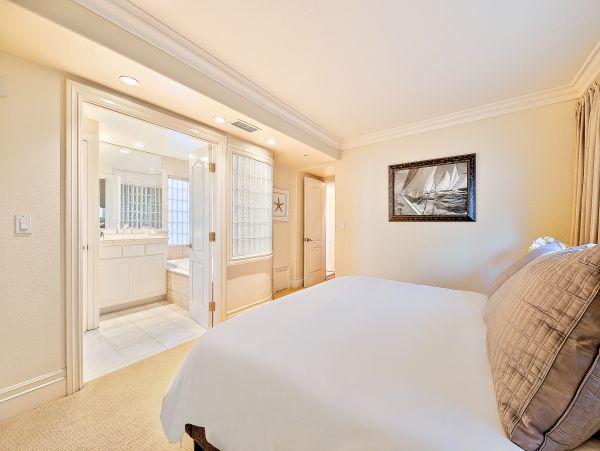 Newport Beach Home 1027603