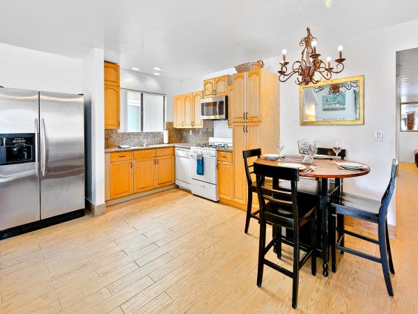 Newport Beach Home 1027604